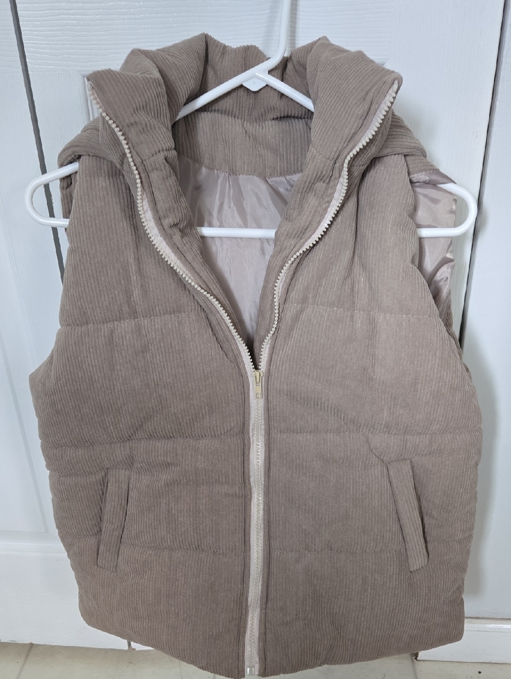 SHEIN Corduroy Puffer Vest in Taupe